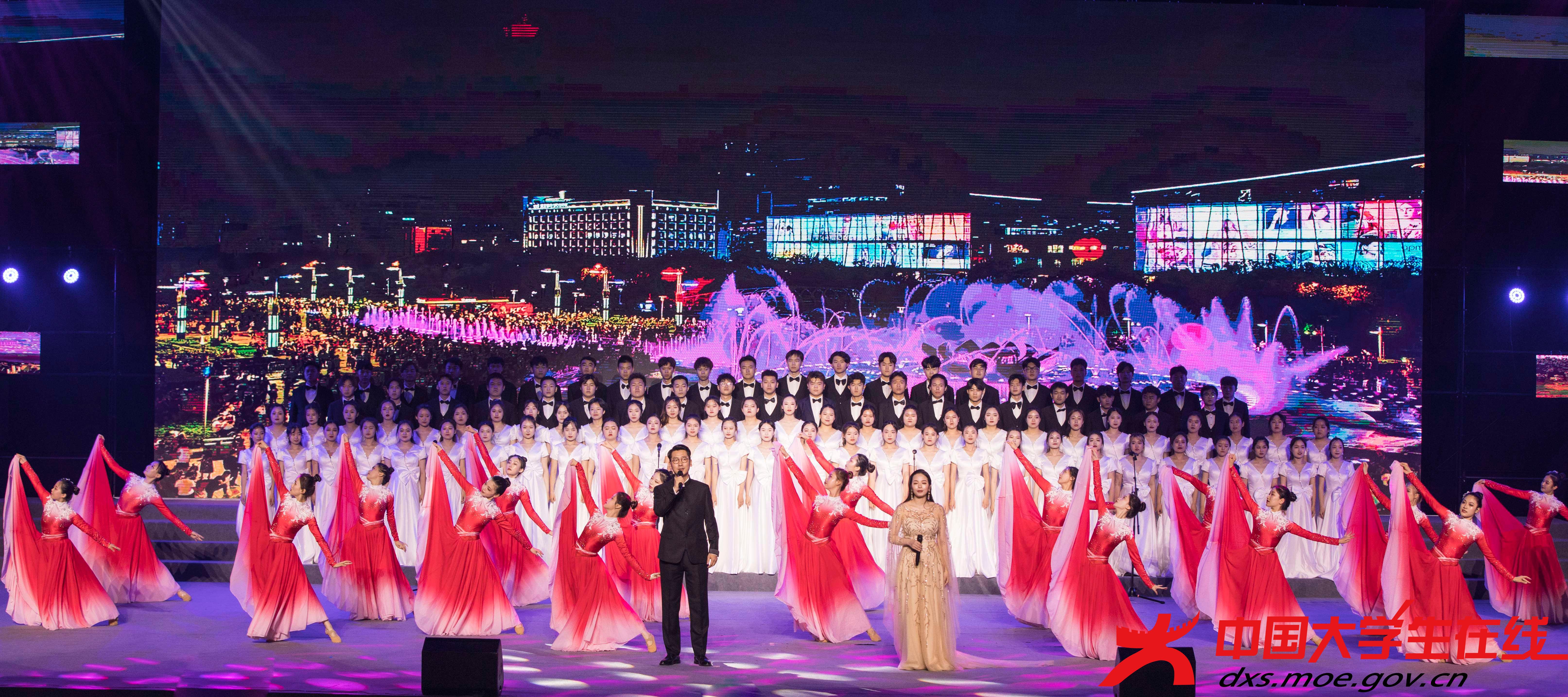 歌舞《燈火里的中國》.jpg